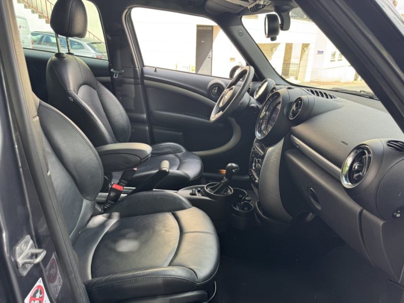 MINI COUNTRYMAN COOPER D 112CH CHILI BVA 2016
