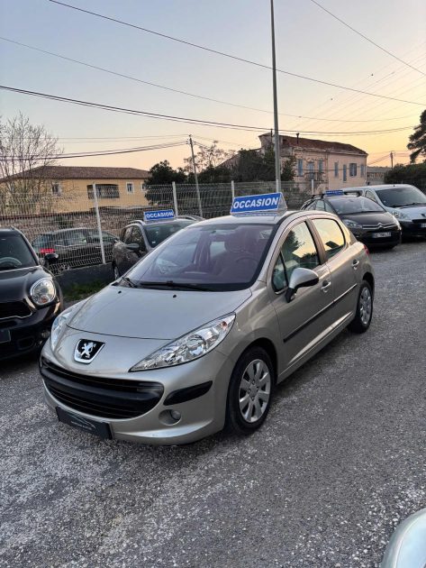PEUGEOT 207 1.4E 16V EXECUTIVE 35 000 KLM GARANTIE 6 MOIS 
