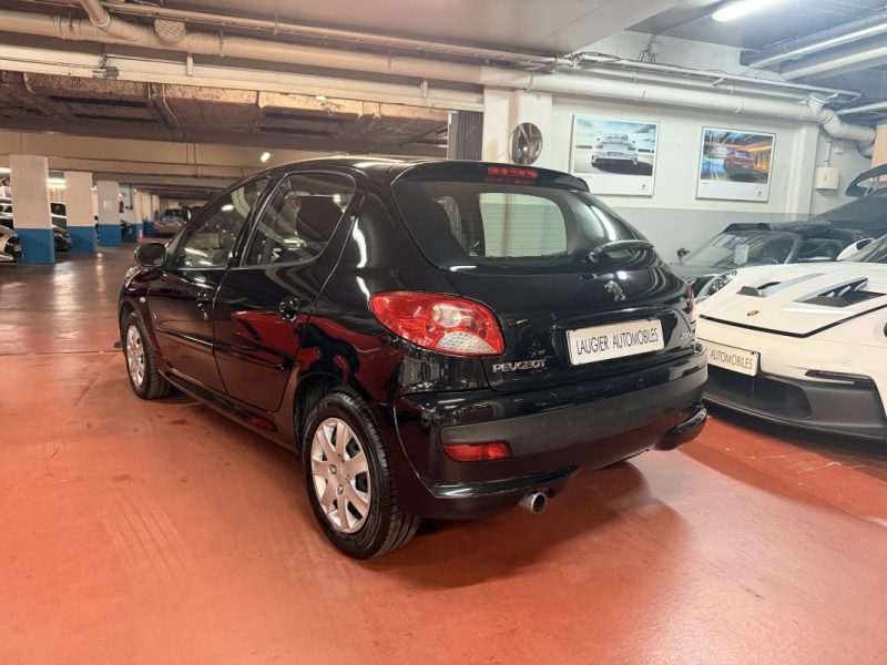 PEUGEOT 206+ 1.4 HDI 70ch 1ère Main 