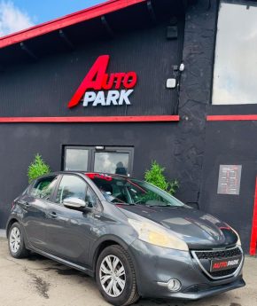 PEUGEOT 208 1.2 VTI - Paiement 3x/4x/10x ✅