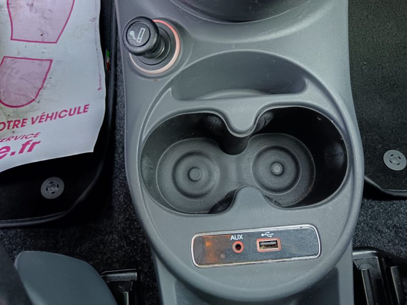 Fiat 500 1.2 i 69 CV Lounge Toit pano / Distribution neuve / Suivi complet