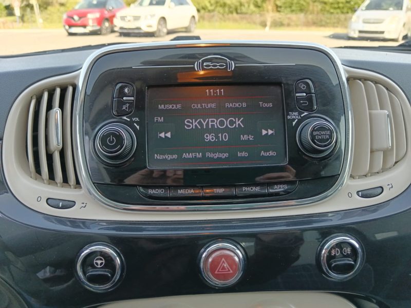 Fiat 500 1.2 i 69 CV Lounge Toit pano / Distribution neuve / Suivi complet