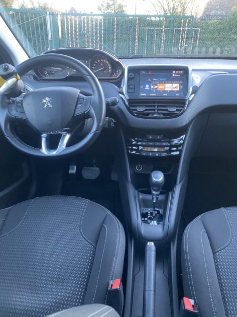 PEUGEOT 208 1.2  110CH E6.C GT LINE S&S EAT6 5P 2019
