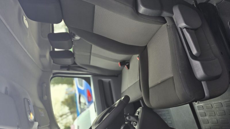 PEUGEOT EXPERT TRAVELLER 9PL 120 CV BLUEHDI STANDARD 2022