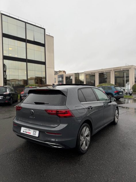 VOLKSWAGEN  GOLF  2021