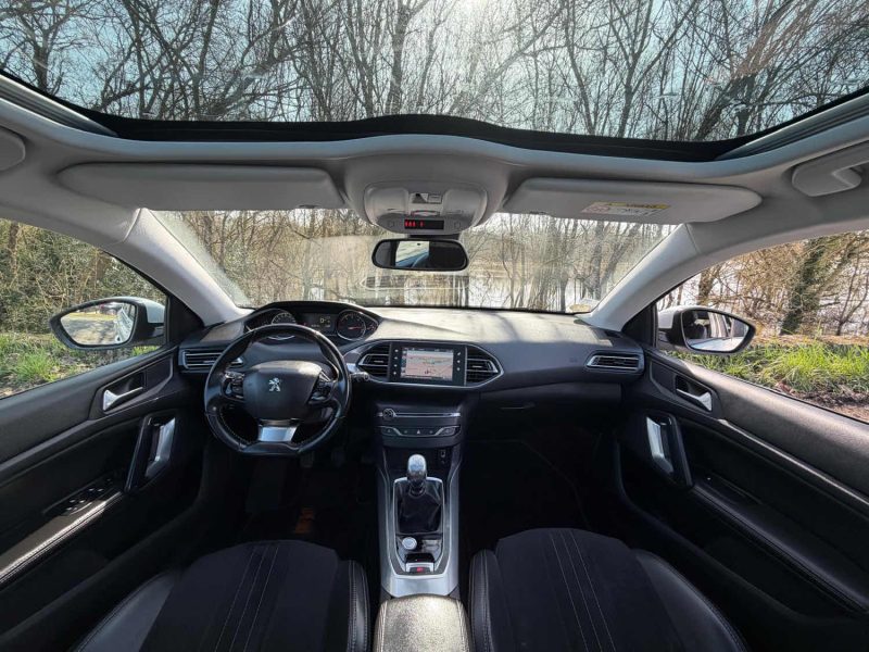 PEUGEOT 308 1.6 HDI 120 FINITION FELINE 