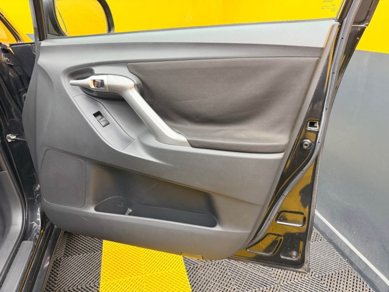 TOYOTA VERSO 126 D-4D BUSINESS