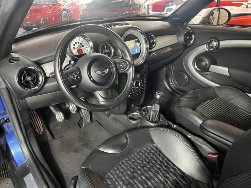 MINI Roadster (R58) COOPER S 2011