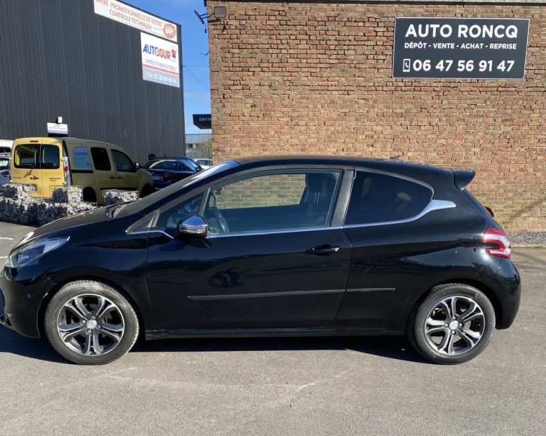 PEUGEOT 208 1.2 VTI 82 CV 2013