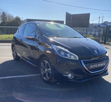 PEUGEOT 208 1.2 VTI 82 CV 2013