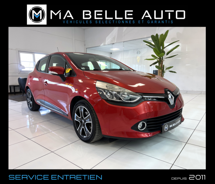 Renault Clio IV 1.2 16V 75 ZEN 5 portes / Rouge Flamme / jantes keyless GPS Régul / 83 euros mensuel