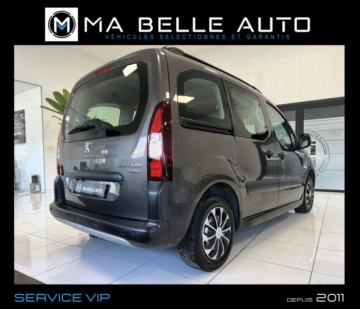 Peugeot Partner 1.6 BlueHDI 100 Outdoor / 1ère main carnet / GPS CAMERA ATTELAGE / 175 euro  mensuel