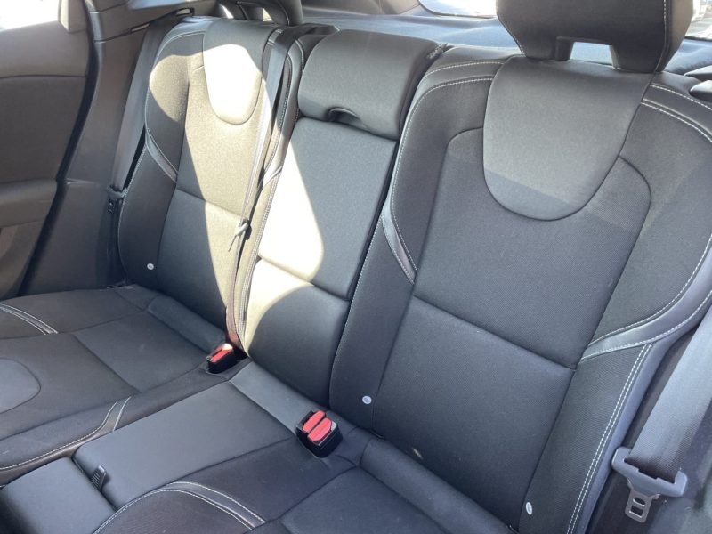 VOLVO V40 D2   2.0 L  120CH   GARANTIE 3/12 MOIS 2018