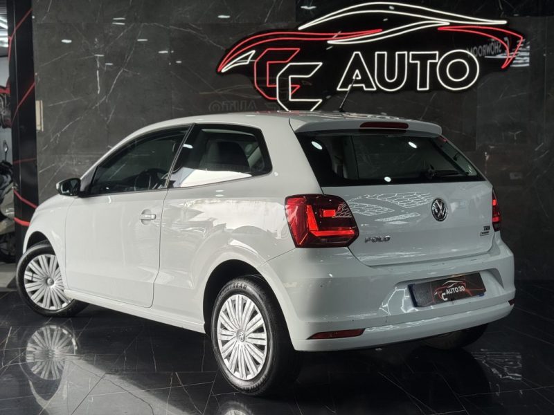 VOLKSWAGEN POLO SOCIETE 1.4 TDI 75 TRENDLINE 2015 TTC