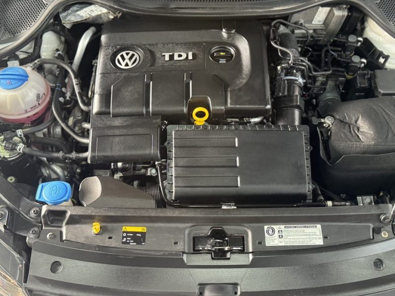 VOLKSWAGEN POLO SOCIETE 1.4 TDI 75 TRENDLINE 2015 TTC