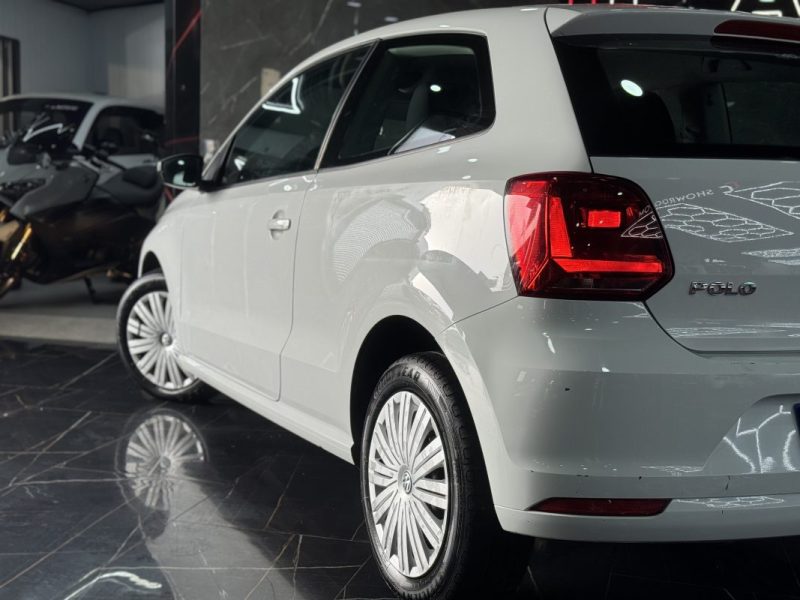 VOLKSWAGEN POLO SOCIETE 1.4 TDI 75 TRENDLINE 2015 TTC