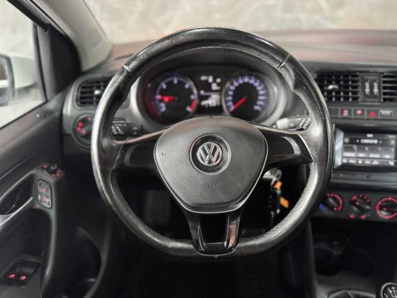 VOLKSWAGEN POLO SOCIETE 1.4 TDI 75 TRENDLINE 2015 TTC