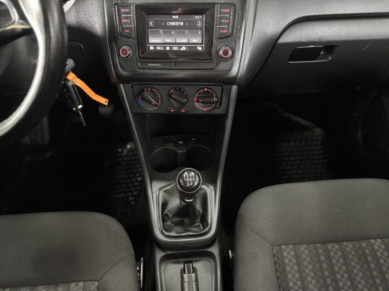 VOLKSWAGEN POLO SOCIETE 1.4 TDI 75 TRENDLINE 2015 TTC