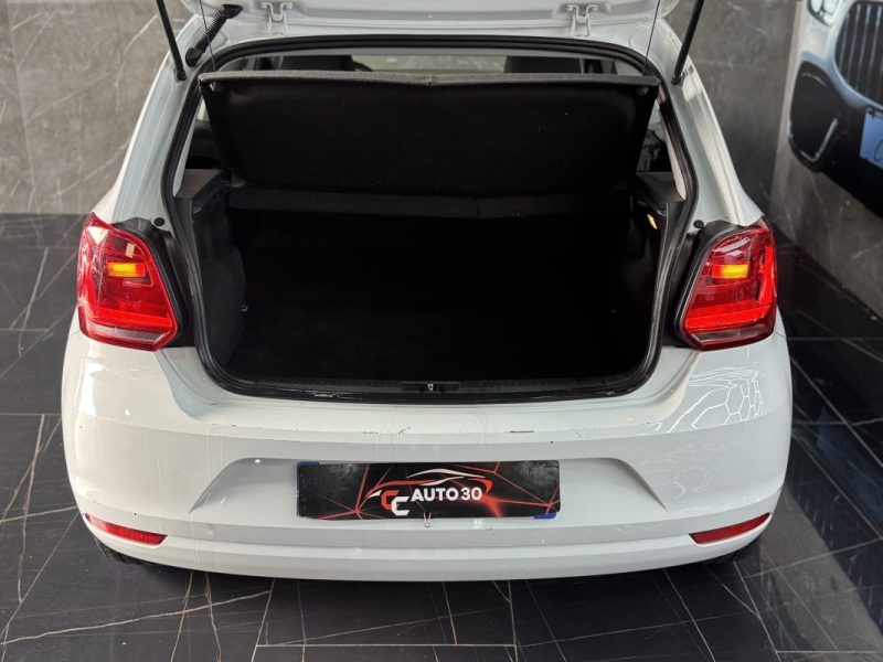 VOLKSWAGEN POLO SOCIETE 1.4 TDI 75 TRENDLINE 2015 TTC