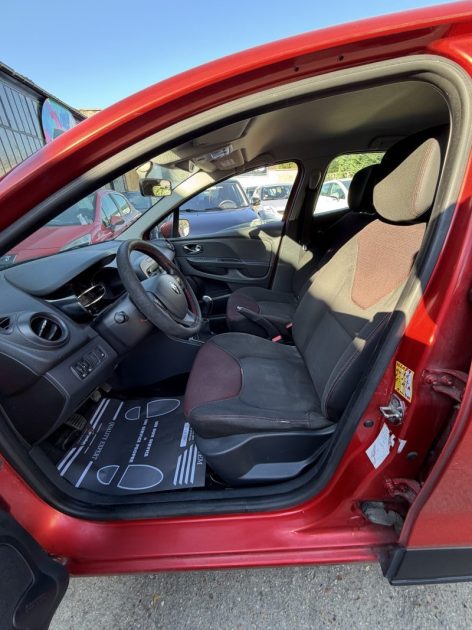RENAULT CLIO 0.9 DYNAMIQUE 2013 - 90 CH - 80 030Kms - Distrib ok - Parfait Etat - Suivit RENAULT