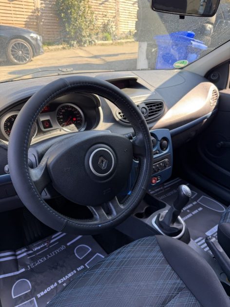 RENAULT CLIO 1.2 EXTREME 2009 -75CH - 71 263Kms - Distrib ok - Parfait Etat - Suivit RENAULT
