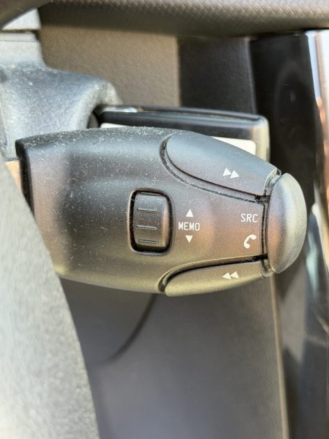 PEUGEOT 207 CAB  1.6 THP ROLAND GARROS 2011 -  85 102Kms - Distrib ok - Suivit PEUGEOT