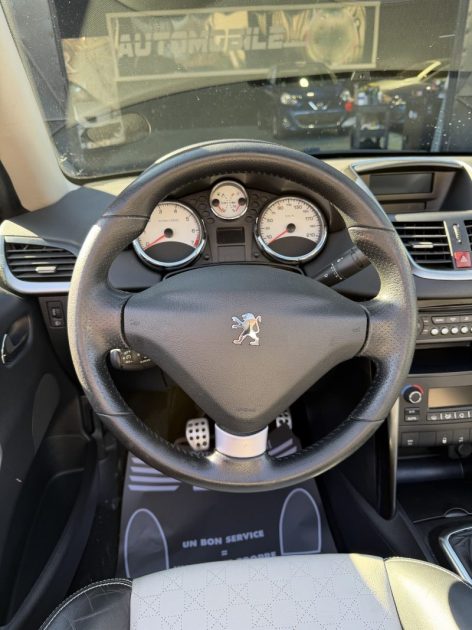 PEUGEOT 207 CAB  1.6 THP ROLAND GARROS 2011 -  85 102Kms - Distrib ok - Suivit PEUGEOT