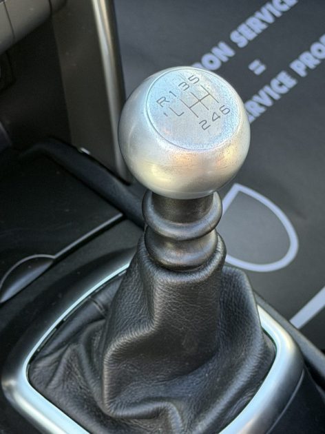 PEUGEOT 207 CAB  1.6 THP ROLAND GARROS 2011 -  85 102Kms - Distrib ok - Suivit PEUGEOT