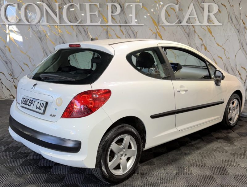 PEUGEOT 207 1.4 URBAN MOVE 2009 - 63 840Kms - 75 CH - Distrib ok -SUIVIT PEUGEOT