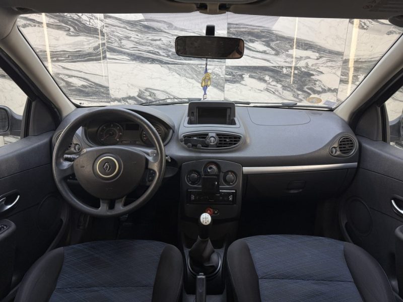 RENAULT CLIO III AUTHENTIQUE 1.5DCI 70