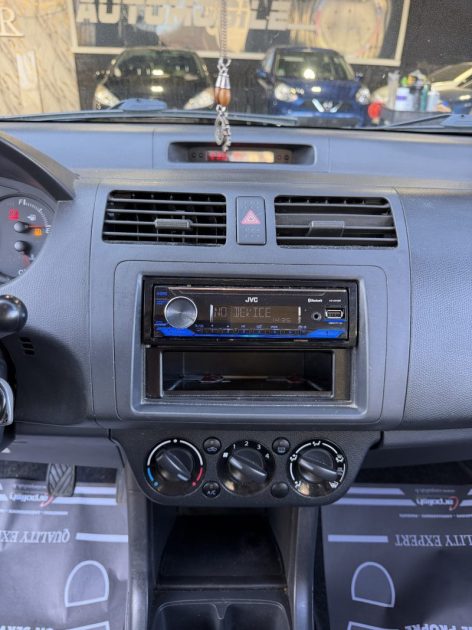 SUZUKI SWIFT 1.3 CONFORT 2009 - 69 104Kms - 92CH - Distrib ok - Parfait Etat - SUIVIT SUZUKI