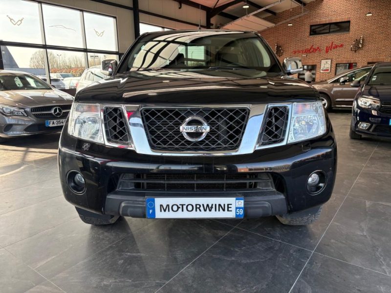 Nissan Navara 2.5 DCI 190ch 🚙 4x4 ✨ Caméra 🔙 Attelage 🔗 Reprise 🔄 Garantie 🛡️