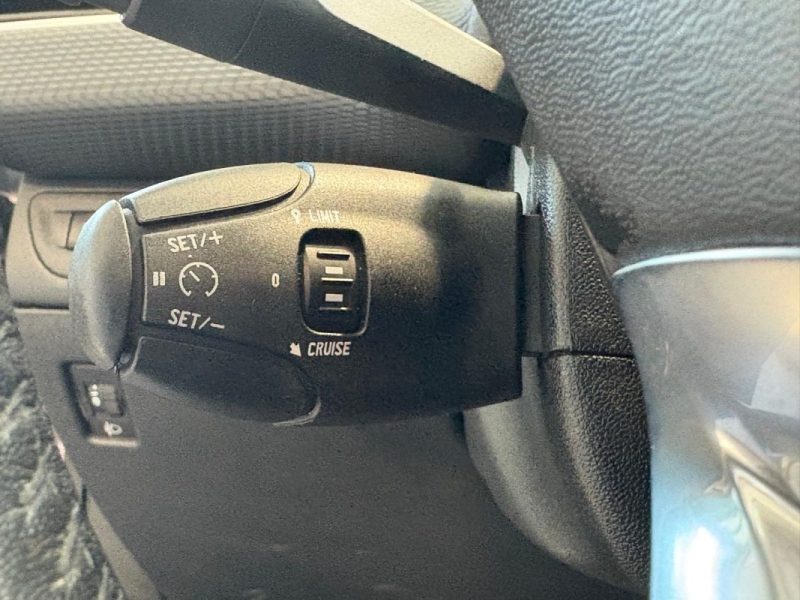 🔹 Peugeot 2008 – Finition Allure 🔹 1.6 HDi – 92 chevaux 🔹 Boîte manuelle - Garantie 