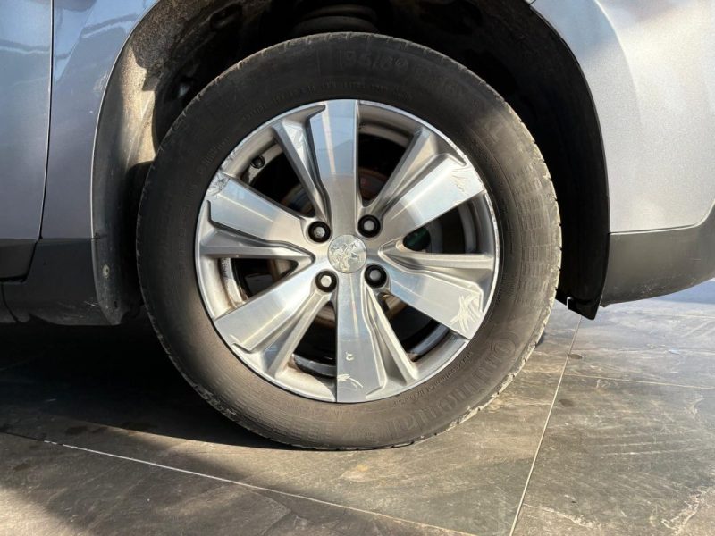🔹 Peugeot 2008 – Finition Allure 🔹 1.6 HDi – 92 chevaux 🔹 Boîte manuelle - Garantie 