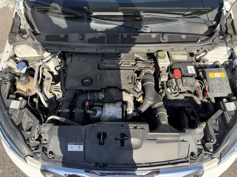 Peugeot 308 II 1.6 e-HDi FAP 115ch Féline Garantie