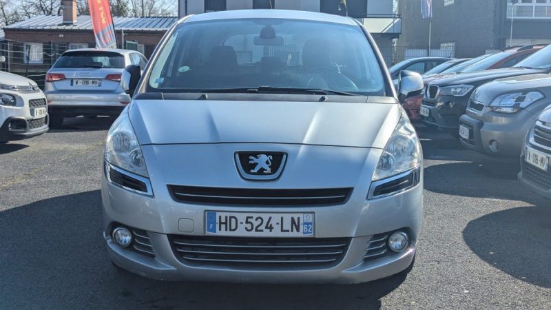 PEUGEOT 5008 1.6 HDI 112 PREMIUM PACK 6 CH FISCAUX 2011