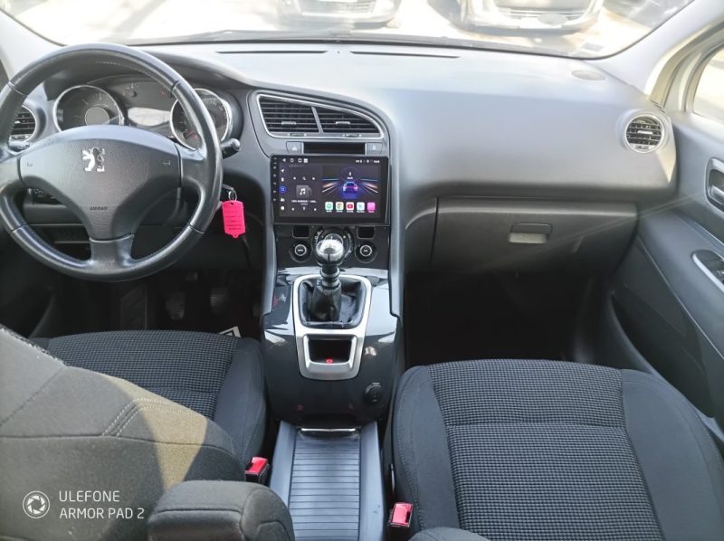 PEUGEOT 5008 1.6 HDI 112 PREMIUM PACK 6 CH FISCAUX 2011