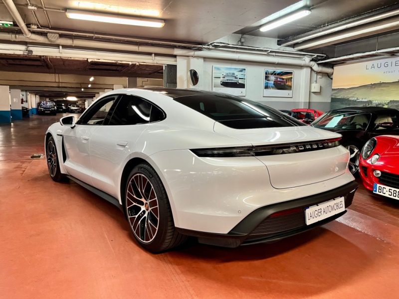 PORSCHE TAYCAN 4S 571ch BATTERIE performance plus 1ERE MAIN