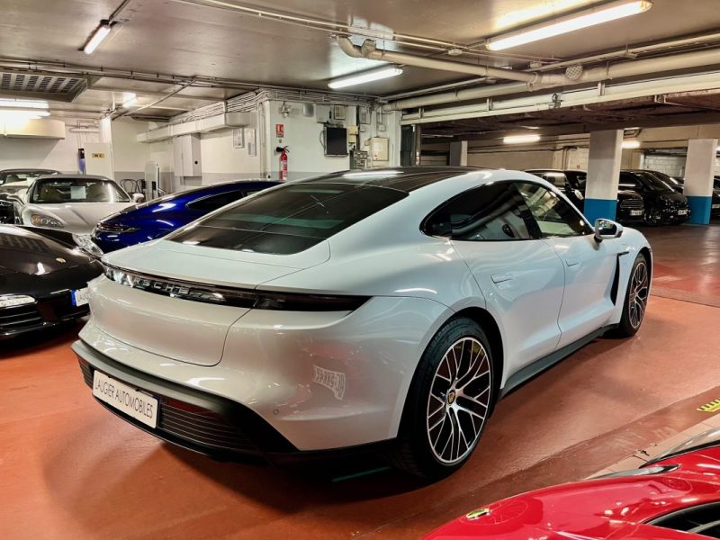 PORSCHE TAYCAN 4S 571ch BATTERIE performance plus 1ERE MAIN