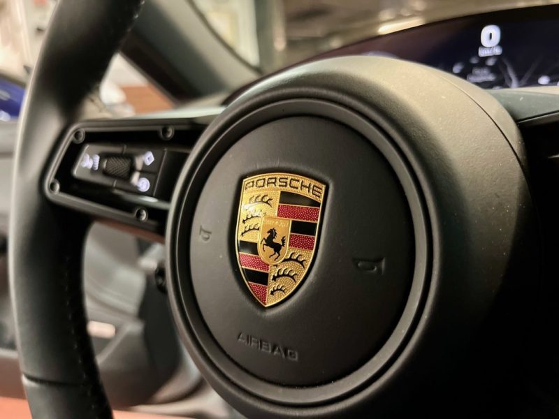 PORSCHE TAYCAN 4S 571ch BATTERIE performance plus 1ERE MAIN