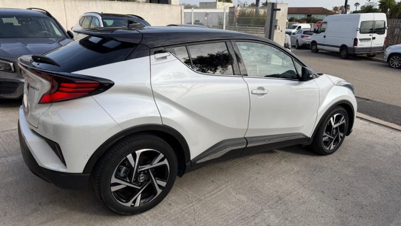 TOYOTA C-HR 122H Collection 2WD E-CVT MY20 2022