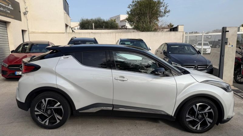 TOYOTA C-HR 122H Collection 2WD E-CVT MY20 2022