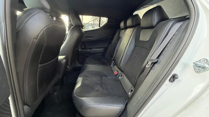 TOYOTA C-HR 122H Collection 2WD E-CVT MY20 2022