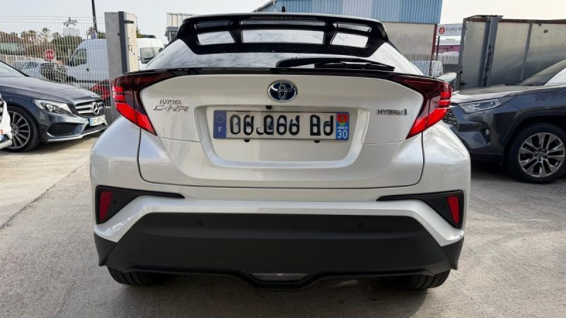TOYOTA C-HR 122H Collection 2WD E-CVT MY20 2022