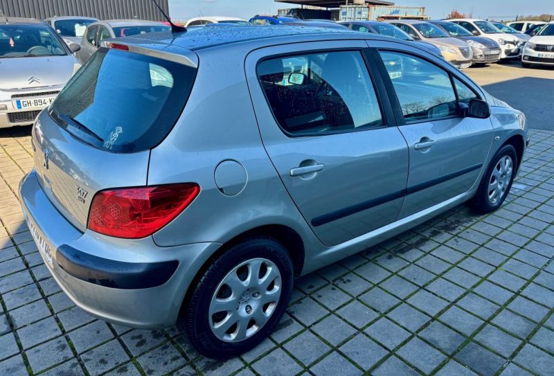 PEUGEOT 307 1.6 HDI 90 CONFORT 2006