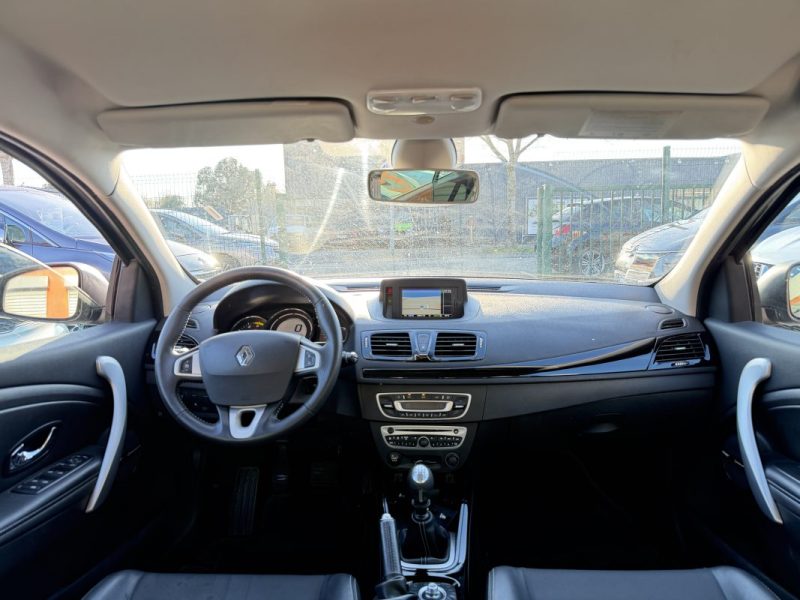RENAULT MEGANE 3 ESTATE 1.9 DCI 130 cv - GARANTIE 12 mois - BOSE 
