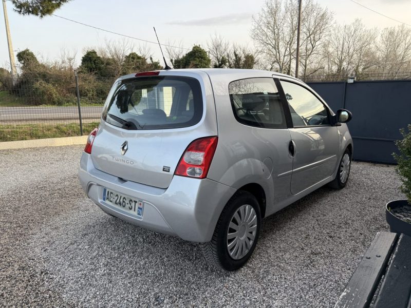 RENAULT TWINGO II 1.2 75 DYNAMIQUE CLIM KIT DISTRIBUTION NEUF  2009