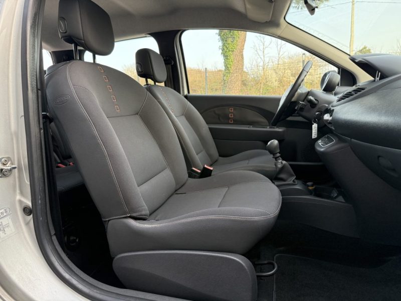 RENAULT TWINGO II 1.2 75 DYNAMIQUE CLIM KIT DISTRIBUTION NEUF  2009