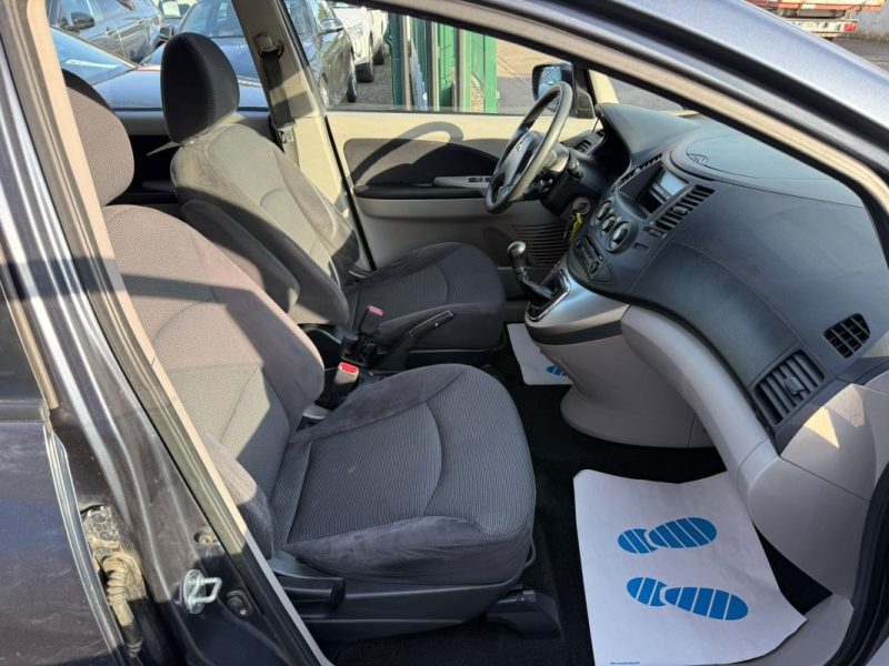 MITSUBISHI GRANDIS 2.4i INTENSE 163CV BVM5 7 PLACES