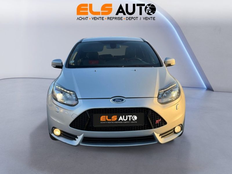 FORD  FOCUS ST 2.0i 250ch 2.Main